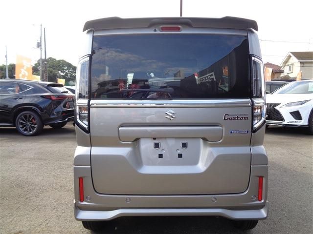 SUZUKI Spacia custom 4WD 2024