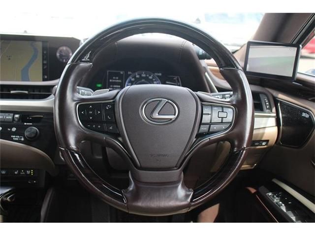 TOYOTA LEXUS ES300h 2019