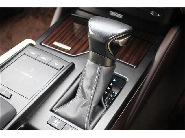 TOYOTA LEXUS ES300h 2019