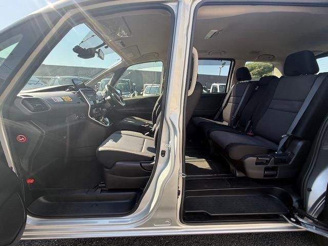 NISSAN SERENA  WG 2020