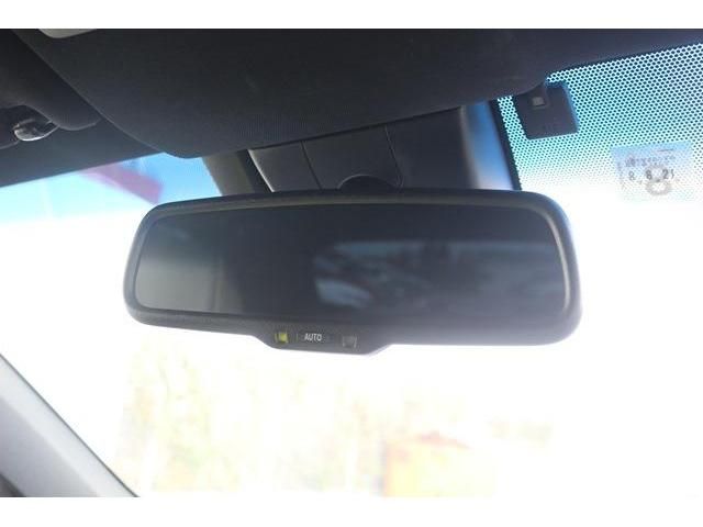 TOYOTA HARRIER 4WD 2017