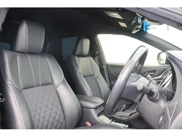 TOYOTA HARRIER 4WD 2017