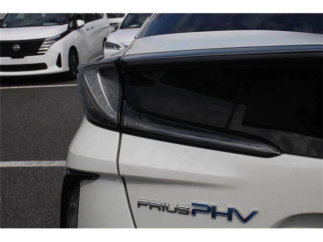 TOYOTA PRIUS PHV 2018