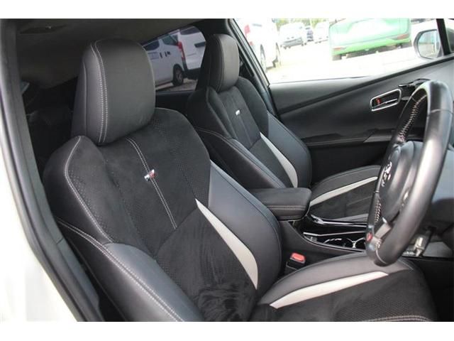 TOYOTA PRIUS PHV 2018