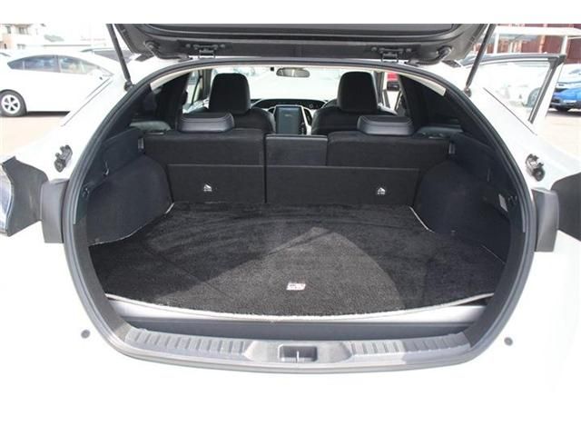 TOYOTA PRIUS PHV 2018