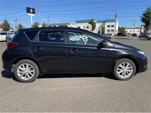 TOYOTA AURIS 4WD 2014