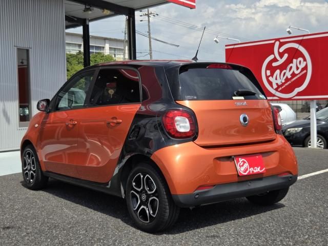 MCC SMART FORFOUR 2017