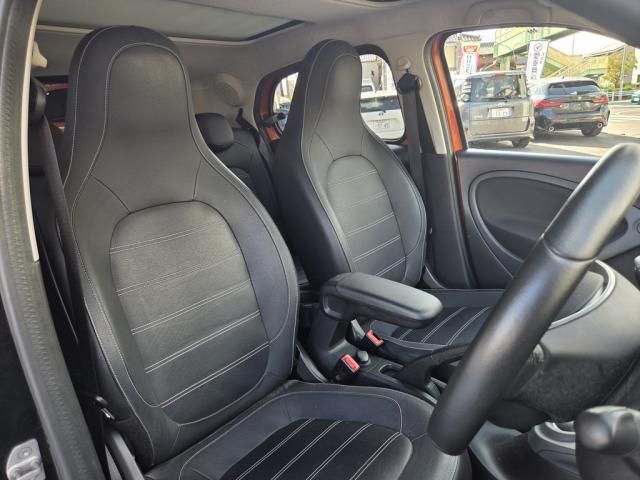 MCC SMART FORFOUR 2017