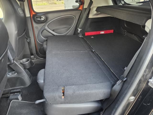 MCC SMART FORFOUR 2017