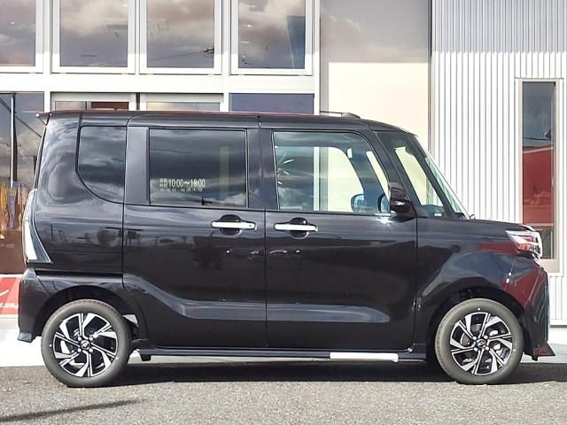 DAIHATSU TANTO CUSTOM 2025