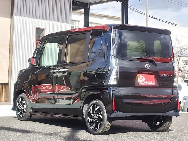 DAIHATSU TANTO CUSTOM 2025