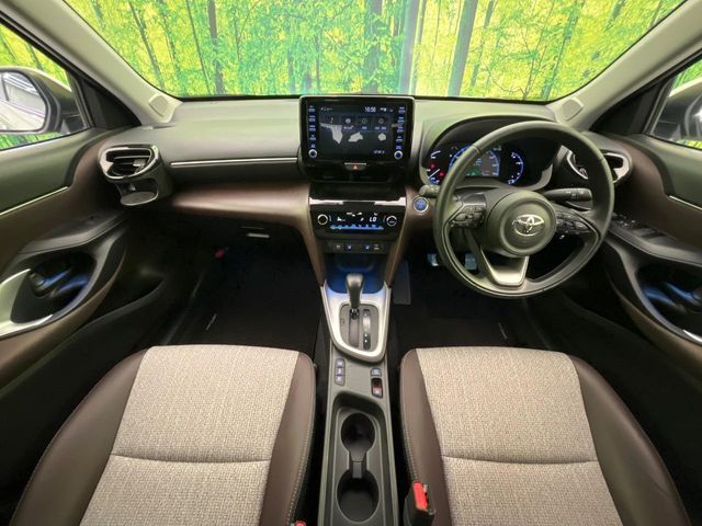 TOYOTA YARIS CROSS HYBRID 2021