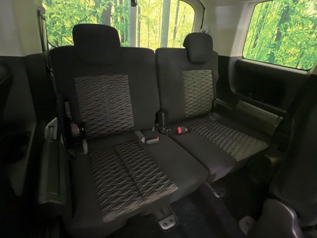 MITSUBISHI DELICA D:5 4WD 2023