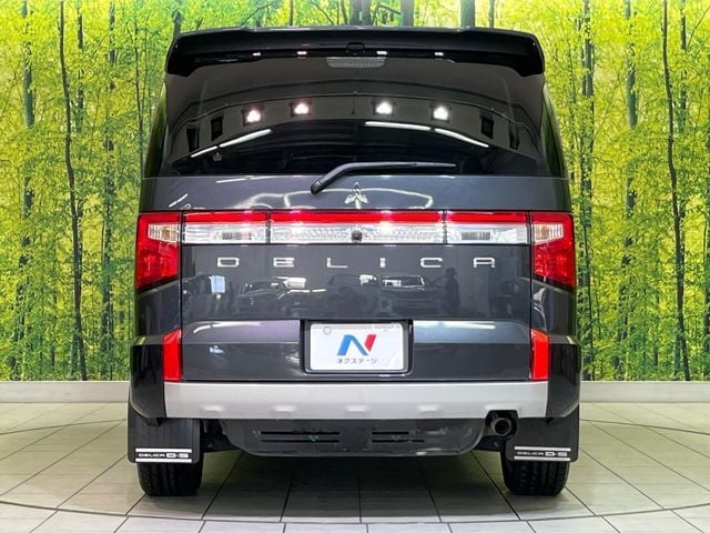 MITSUBISHI DELICA D:5 4WD 2023