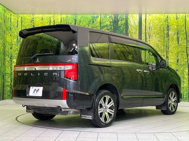 MITSUBISHI DELICA D:5 4WD 2023