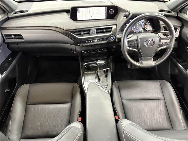 TOYOTA LEXUS UX250h 2021