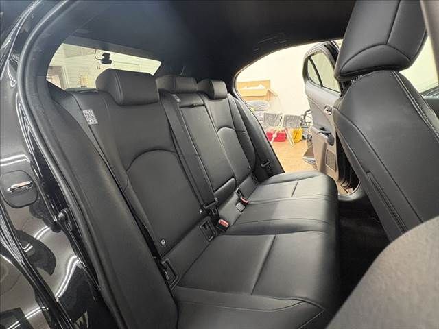 TOYOTA LEXUS UX250h 2021