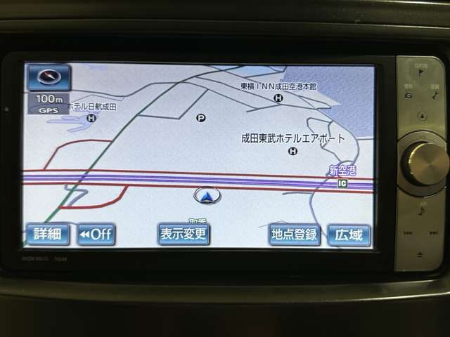 TOYOTA PRIUS Alpha 2013