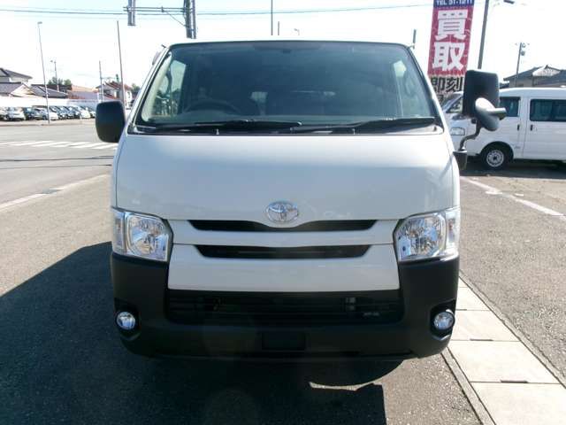 TOYOTA HIACE van 4WD 2016