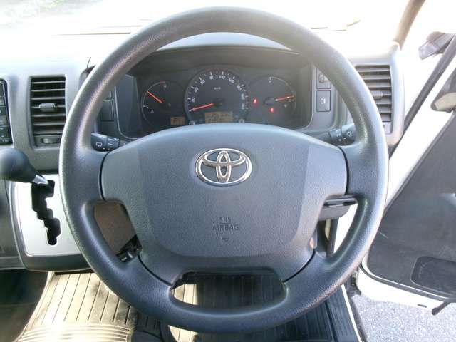 TOYOTA HIACE van 4WD 2016