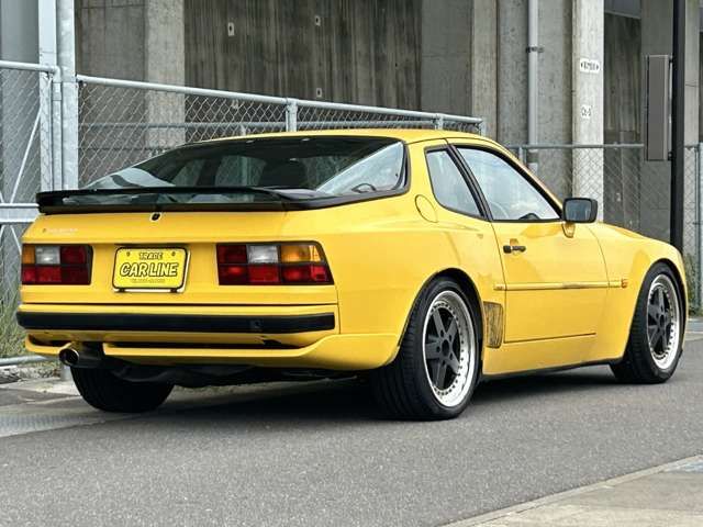PORSCHE PORSCHE 944 1991
