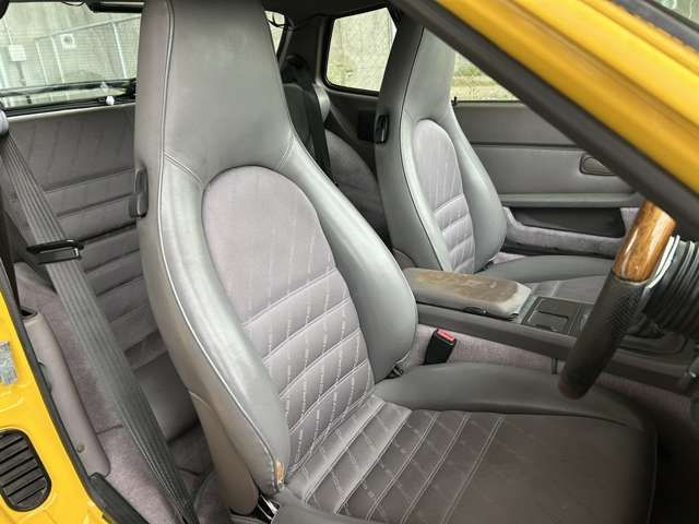 PORSCHE PORSCHE 944 1991