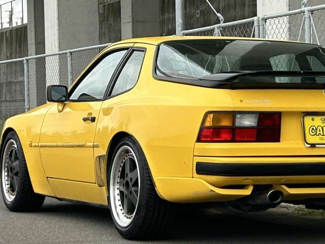 PORSCHE PORSCHE 944 1991