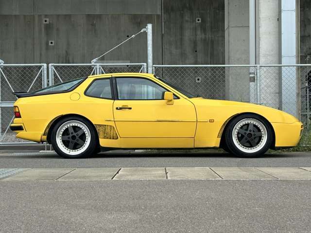 PORSCHE PORSCHE 944 1991