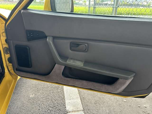 PORSCHE PORSCHE 944 1991