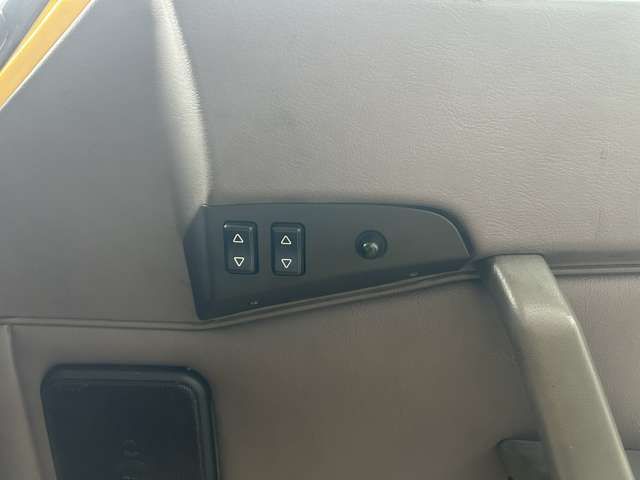 PORSCHE PORSCHE 944 1991