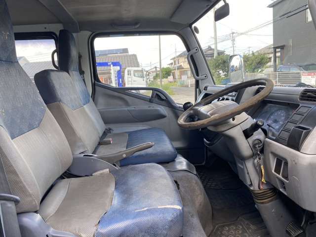 MITSUBISHI CANTER GUTS 2005