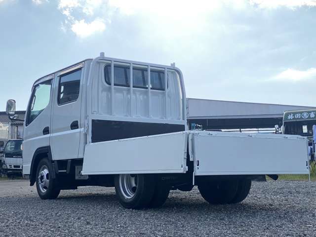 MITSUBISHI CANTER GUTS 2005