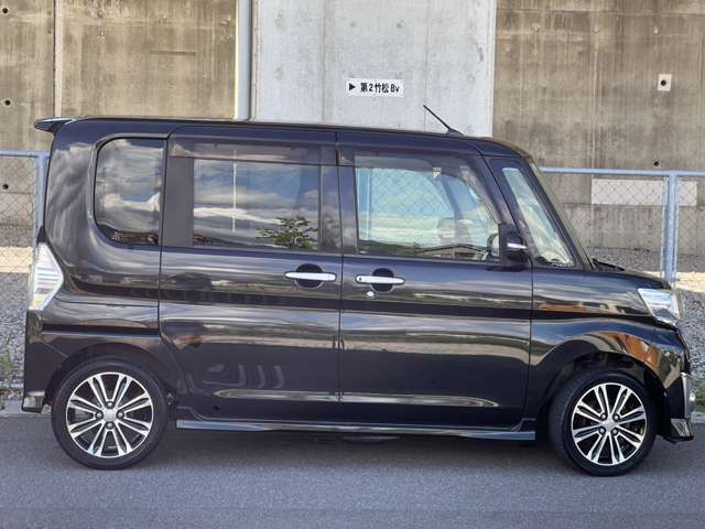 DAIHATSU TANTO CUSTOM 2015