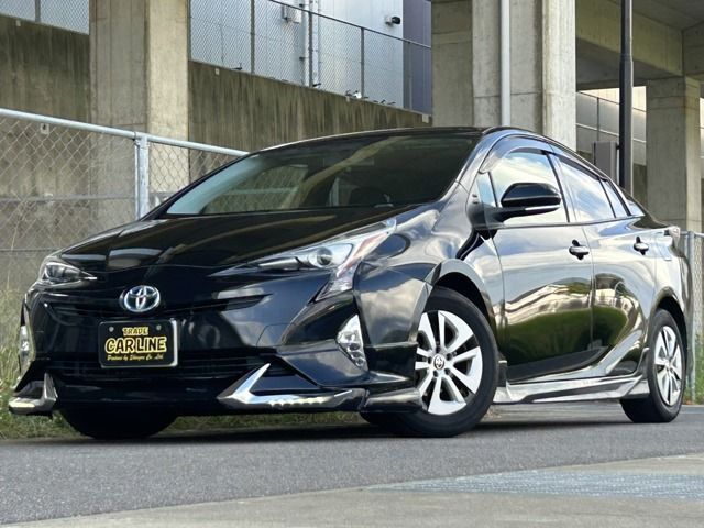 TOYOTA PRIUS 2016