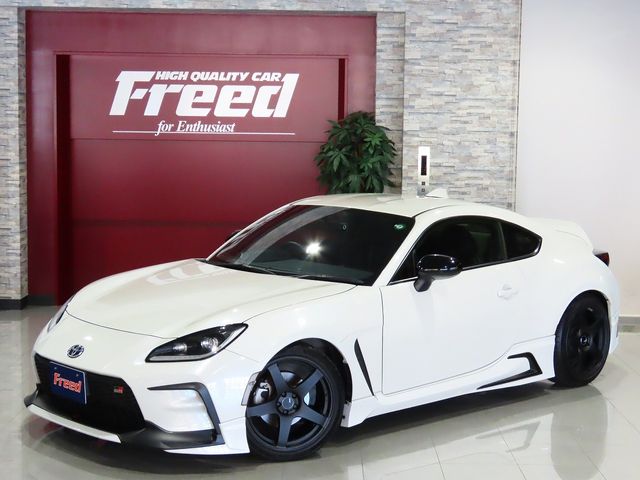 TOYOTA GR86 2023