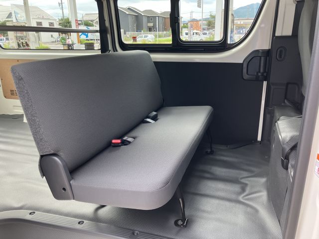 TOYOTA HIACE van 1.15t 2WD 2025
