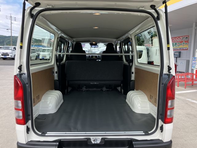 TOYOTA HIACE van 1.15t 2WD 2025