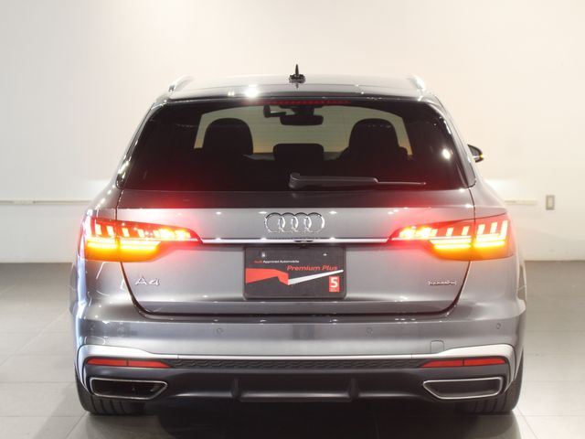 AUDI AUDI A4 AVANT 2022