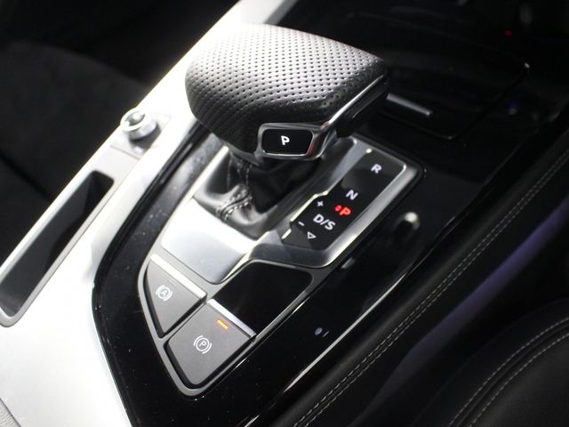 AUDI AUDI A4 AVANT 2022