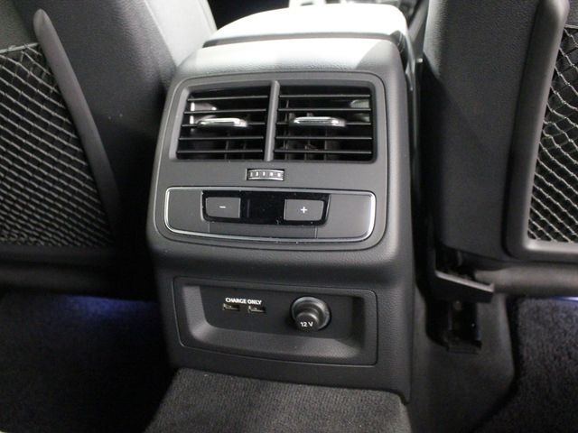 AUDI AUDI A4 AVANT 2022