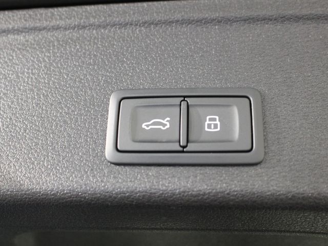 AUDI AUDI A4 AVANT 2022