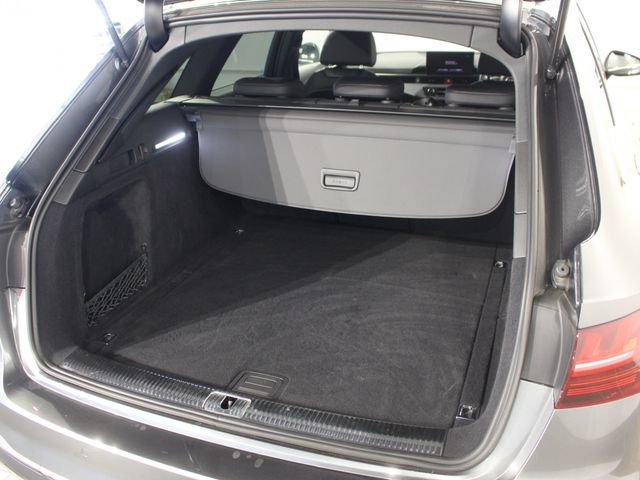 AUDI AUDI A4 AVANT 2022