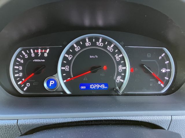 TOYOTA VOXY 4WD 2017