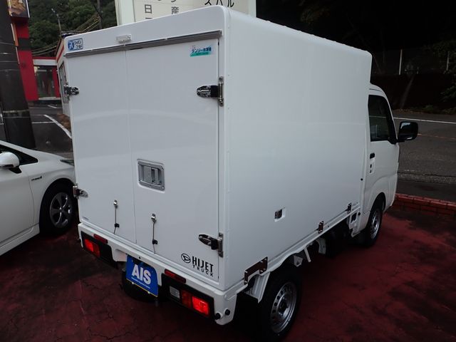DAIHATSU HIJET truck 2025