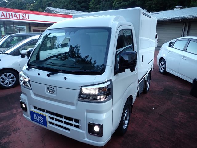 DAIHATSU HIJET truck 2025