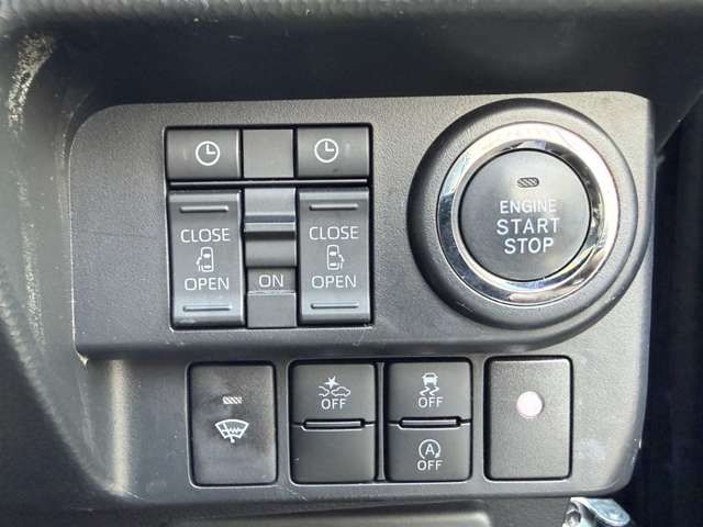 TOYOTA ROOMY 4WD 2022