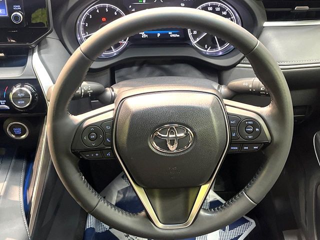 TOYOTA HARRIER 2WD 2022