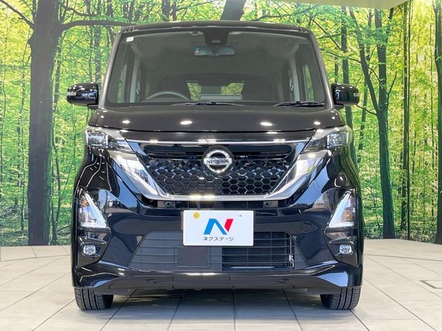 NISSAN ROOX 2021