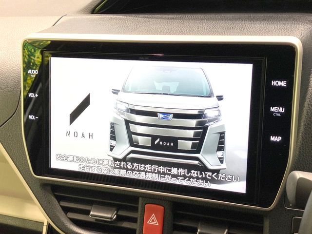 TOYOTA NOAH 2019