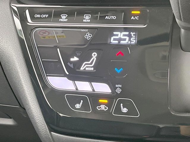 MITSUBISHI DELICA MINI 2024